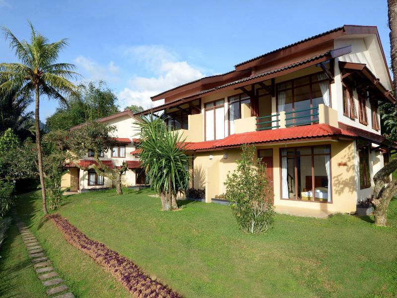 Hotel The Jayakarta Cisarua Puncak Exterior foto