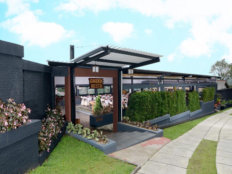 Hotel The Jayakarta Cisarua Puncak Exterior foto